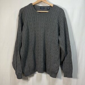 🫎 Izod gray cotton cable crewneck sweater: